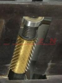Spike roll